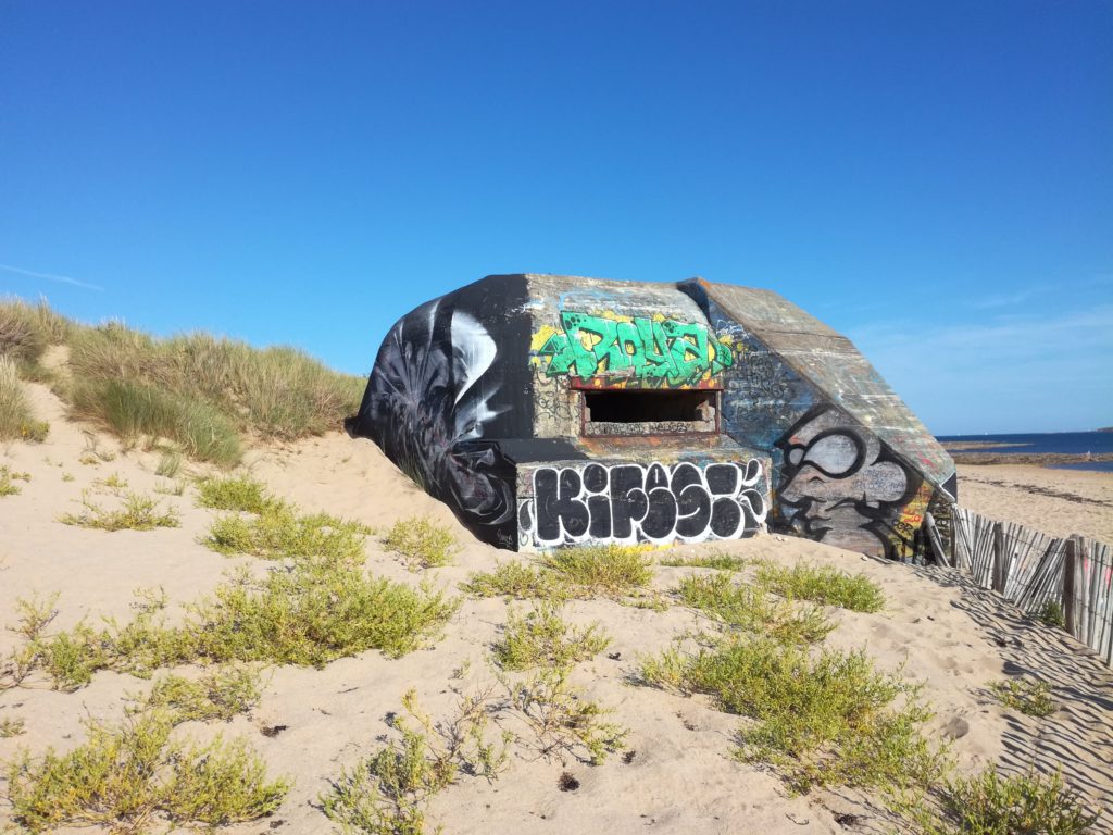 Graffiti sur un bunker