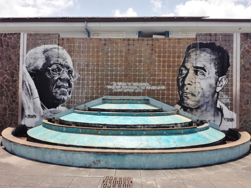 Oeuvre Street art représentant Aimé Césaire et Franz Fanon (2 écrivains martiniquais)