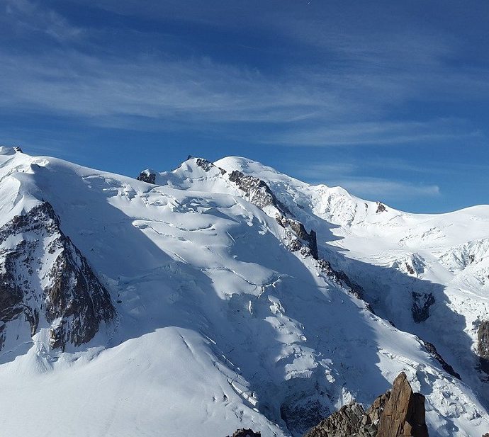 Il y a des montagnes plus hautes que le Mont Blanc ?